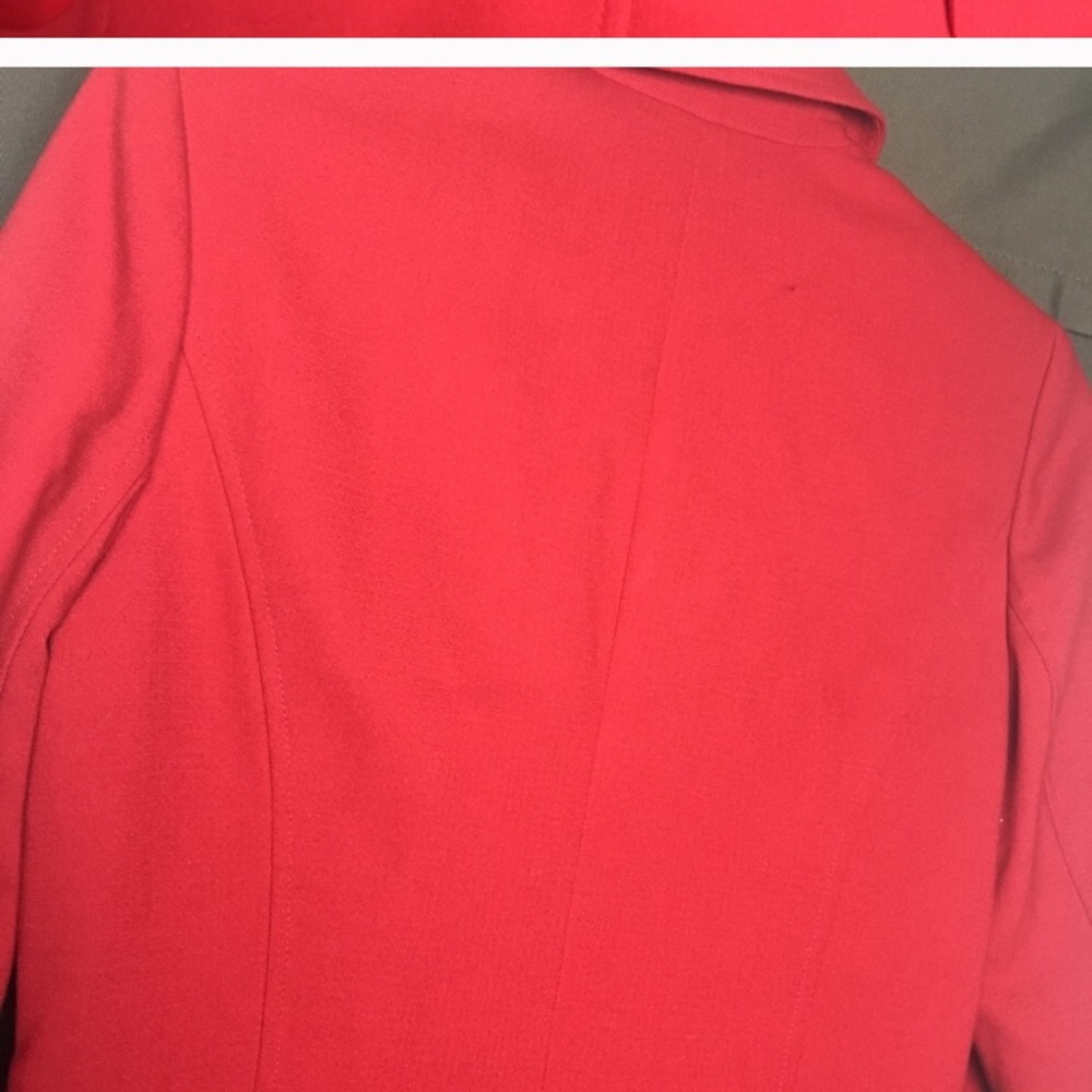 Classique Light Jacket - Picture 5 of 6